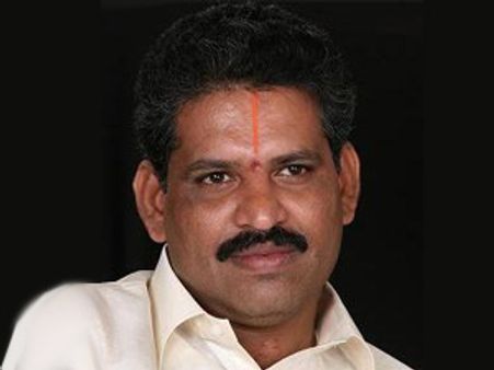 ఎల్లో మీడియాను అడ్డం పెట్టుకుని...: టిడిపిపై చెవిరెడ్డి