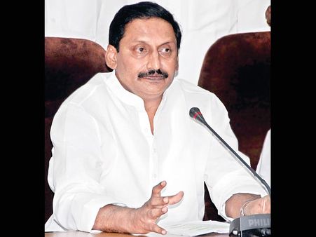 ఒక్కటే మార్గం: బిజెపి వైపు చూస్తున్న కిరణ్ రెడ్డి?