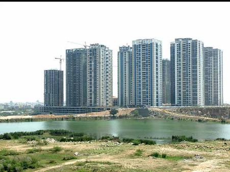 టి ప్రభుత్వం: గురుకుల్ తరహా ల్యాంకోహిల్స్ జోలికెళ్తే..