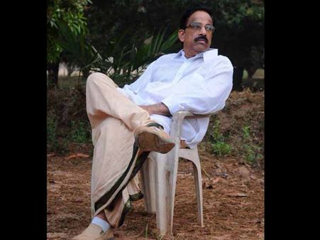  బాబుకు షాక్: తెరాసలోకి తుమ్మల నాగేశ్వరరావు?