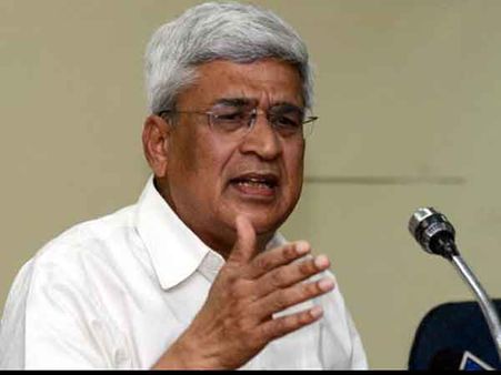 వ్యతిరేకిస్తాం, పోలవరం డిజైన్ మార్చాలి: ప్రకాష్ కారత్