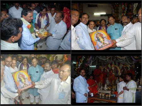 బాబా వద్దకు కేసీఆర్, వెంట డీసీఎం అలీ (పిక్చర్స్)