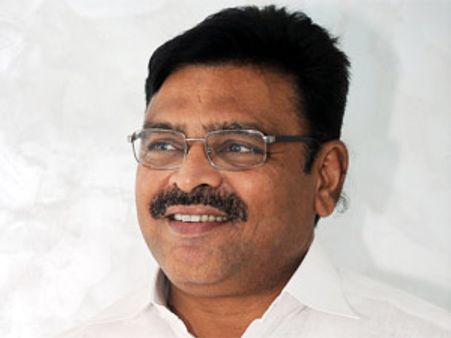 లక్కీడ్రా గెలుపుపై అంబటి, లక్ష్మీపార్వతికి కోపమొచ్చింది