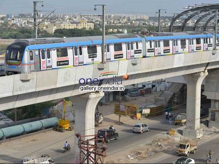 సిటీ మెట్రో రైలు పనులకు బ్రేక్: టీ సర్కార్ ఆదేశం