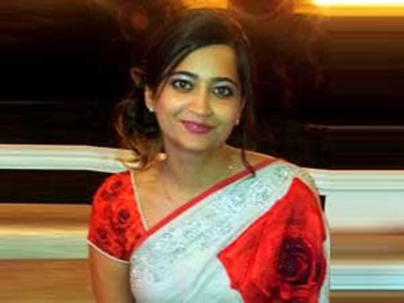 ఎయిర్ హోస్టెస్ గీతిక సోదరుడిని కొట్టిన కందా లాయర్