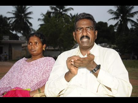 అనారోగ్యమే: మావోయిస్టు దంపతులు (పిక్చర్స్)