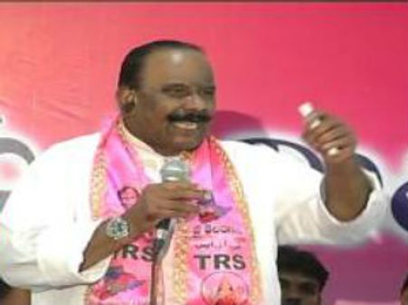 బాబు వల్లే టిలో వర్షాల్లేవు, వాళ్లు బఫూన్లు: నాయిని