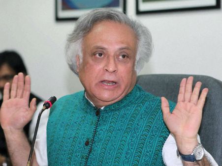 ఏపీకిచ్చిన హామీలు నెరవేర్చడం లేదు: కేంద్రంపై జైరాం