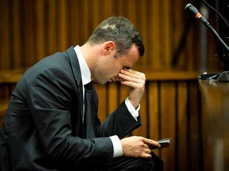 హత్య: తీర్పు వెలువరిస్తుండగా ఏడ్చేసిన పిస్టోరియస్