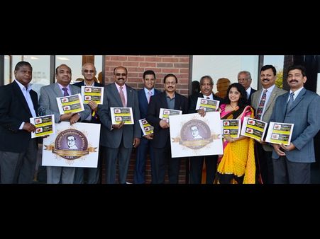 హిల్ టాప్ రెస్టారెంట్‌లో అక్కినేని పోస్టల్ స్టాంప్(ఫోటో)