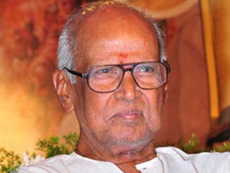 నర్సాపురంలో గోదావరి తీరాన బాపు ప్రతిమ: తానా