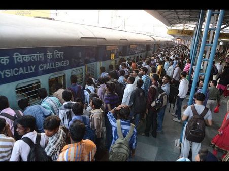 దసరా: పిల్లాపాపలతో కదిలిన సిటీ జనం(పిక్చర్స్)