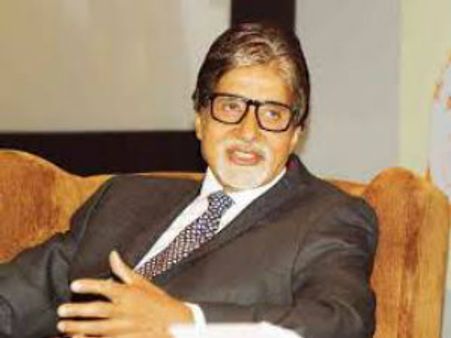 కేబీసీలో అమితాబ్‌తో డ్యాన్సు, అధికారులకు నోటీసులు