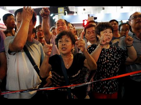 హాంకాంగ్‌లో తగ్గుముఖం పట్టిన ఆందోళనలు (ఫోటోలు)