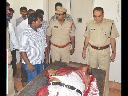 బెజవాడ వర్రీ: తుపాకుల సంస్కృతి హోరు