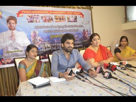 జగన్‌ను ఏకేసిన బాబ్జీ, తెరపైకి రవితేజ! (పిక్చర్స్)