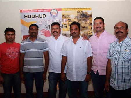 తుఫాను బాధితుల కోసం తానా నిధులు(పిక్చర్స్)