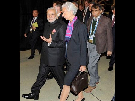 మేయర్‌కు అభినందన: బ్రిస్బెన్‌లో మోడీ (పిక్చర్స్)