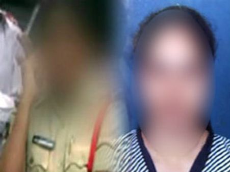 ఒకే గదిలో పట్టుబడిన సిఐ, లేడీ ఎస్‌ఐ సస్పెన్షన్