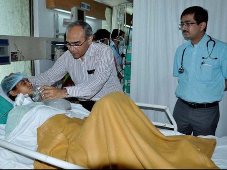 కుని ఆపరేషన్లు: నాసికరం టాబ్లెట్స్‌, ఎలుకల మందు