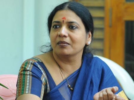 నటి జీవితకు రెండేళ్ల జైలు శిక్ష, రూ.25 లక్షల జరిమానా