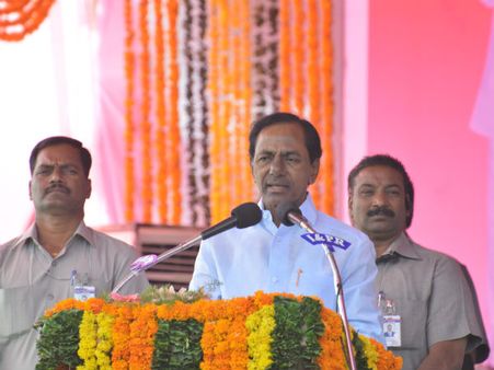 రాచకొండలో ఫిల్మ్ సిటీకి కేసీఆర్ ప్లాన్, 4 హెలికాప్టర్లలో ఏరియల్ సర్వే