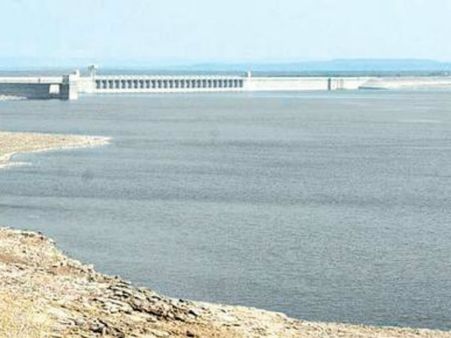 కృష్ణాపై సుప్రీంకు తెలంగాణ, ఏపీకి నోటీసులు, మీకేంటని రుణమాఫీపై హైకోర్టు ఆగ్రహం