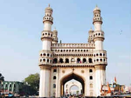 గాంధీలో ఎబోలా?: హైదరాబాద్ టెక్కీకి అనుమానిత వైరస్??