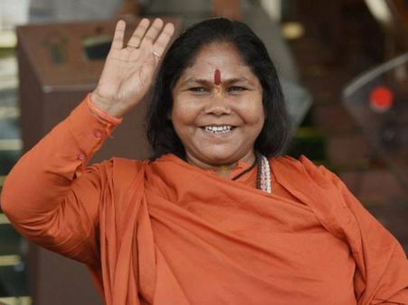 పార్లమెంటులో దుమారం: క్షమాపణ చెప్పిన మంత్రి నిరంజన్ జ్యోతి