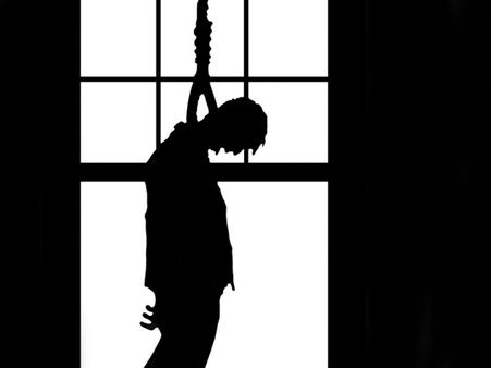 కేరళ నర్సు, యువకుడు బెంగళూరు లాడ్జిలో ఆత్మహత్య