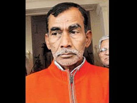 బార్ గర్ల్‌తో ఎమ్మెల్యే చిందులు: బయటపడిన వీడియో