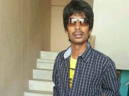 జబర్దస్త్ టీమ్ ర్యాలీ: నవ్విస్తే కొడ్తారా అని ధన్‌రాజ్