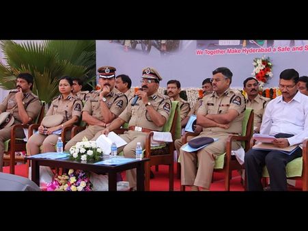 నేరాలు, పోలీసులమంటూ..: మహేందర్ రెడ్డి (ఫొటోలు)