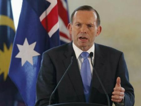 ఎంహెచ్ 370తో పోల్చలేం: అబాట్, జావాలో ప్లేన్ డోర్, శిథిలాలు..!