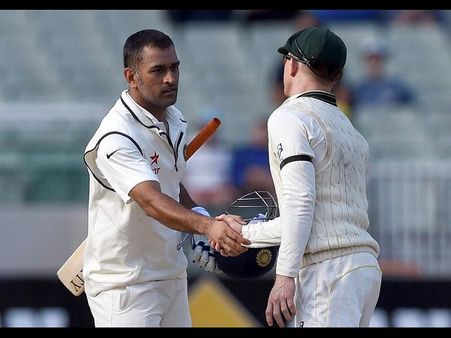 ధోని సడన్ రిటైర్మెంట్ వెనుక కారణం ఏమై ఉంటుంది?