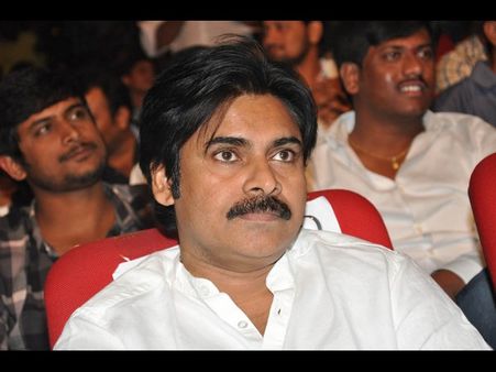 పవన్ కళ్యాణ్: లేట్ కావచ్చు, కానీ రావడం పక్కా!