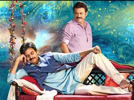 గోపాల గోపాల సినిమాపై పోలీసులకు ఫిర్యాదు