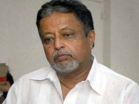 దీదీకి షాక్: టిఎంసి ఎంపి ముకుల్‌రాయ్‌కి సిబిఐ నోటీసులు