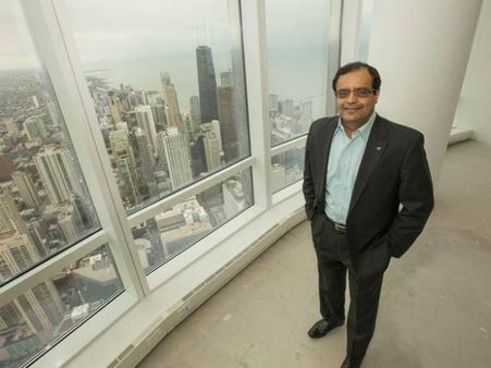 తల్లిదండ్రుల కలను నిజం చేసిన ఎన్నారై... 89వ అంతస్తు భవంతి కొనుగోలు(ఫోటో)