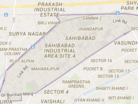 గోపాల గోపాల సినిమా సీన్: పండ్ల వ్యాపారికి రూ. 14 లక్షల నష్టపరిహారం