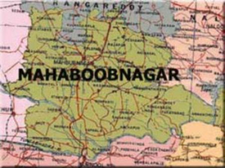 లంచం ఇవ్వలేక.. రైలు కిందపడి తండ్రీకూతుళ్ల ఆత్మహత్య