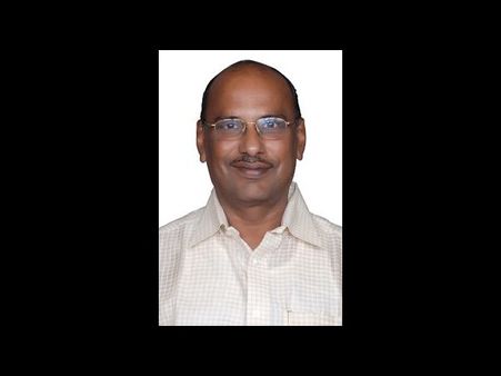 శ్రీకాళహస్తి ఆలయంలో మంత్రి బొజ్జల భార్య హల్‌చల్