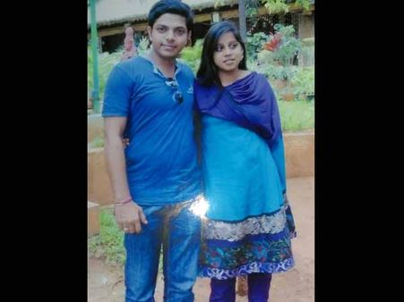 ఎంత చెప్పినా..: ప్రేమ పేరుతో మోసం చేసిన టెక్కీ, యువతి ఫిర్యాదు