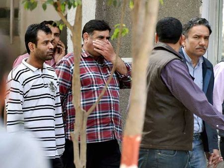 కార్పోరేట్ లీక్: సూత్రధారి లోకేష్ అరెస్ట్, జైన్ ఆఫీస్‌లో అగ్ని ప్రమాదం