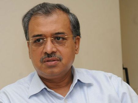 ముకేశ్‌ అంబానీకి దిలీప్ సంఘ్వి చెక్: ఫోర్బ్స్ భారత రిచెస్ట్ మ్యాన్