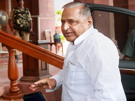 ములాయంకు స్వైన్‌ ఫ్లూ లక్షణాలు... నిర్ధారించలేమని వైద్యులు...?