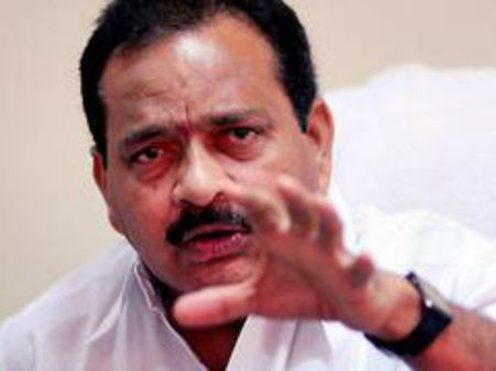 ఇప్పుడు సోనియాకు ప్రేమ, కాంగ్రెస్ నుండే వచ్చా: బాబుపై తోట ప్రశంస