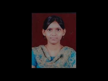 రైలు కిందపడి ప్రేమజంట ఆత్మహత్య(ఫొటోలు)