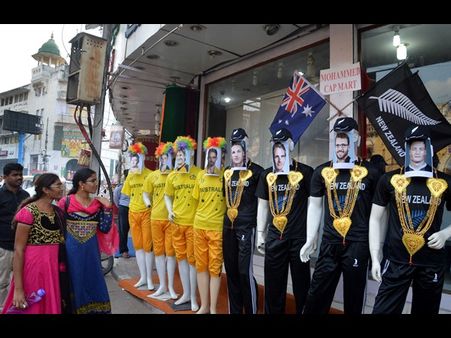 పైనల్: ఫ్యాన్స్ మద్దతు కివీస్‌కే, ఆసక్తిగా (ఫోటోలు)