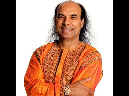 'వట్టిదే! నన్నెందరో ఆడవాళ్లు ఇష్టపడ్తారు, సెక్స్ అవసరం లేదు'